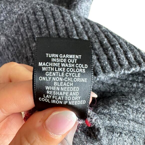 Torrid Red and Gray Argyle Sweater EUC - Picture 13 of 15